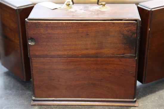 A Georgian mahogany apothecary box, 11.75in.